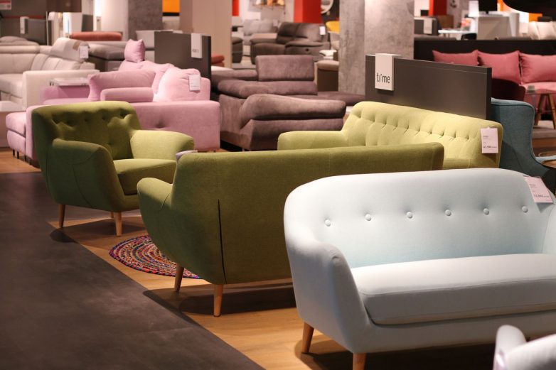 U ponudi je širok izbor asortiman nameštaja prilagođen svačijem ukusu i kupovnom moći; Foto: Igor Conić