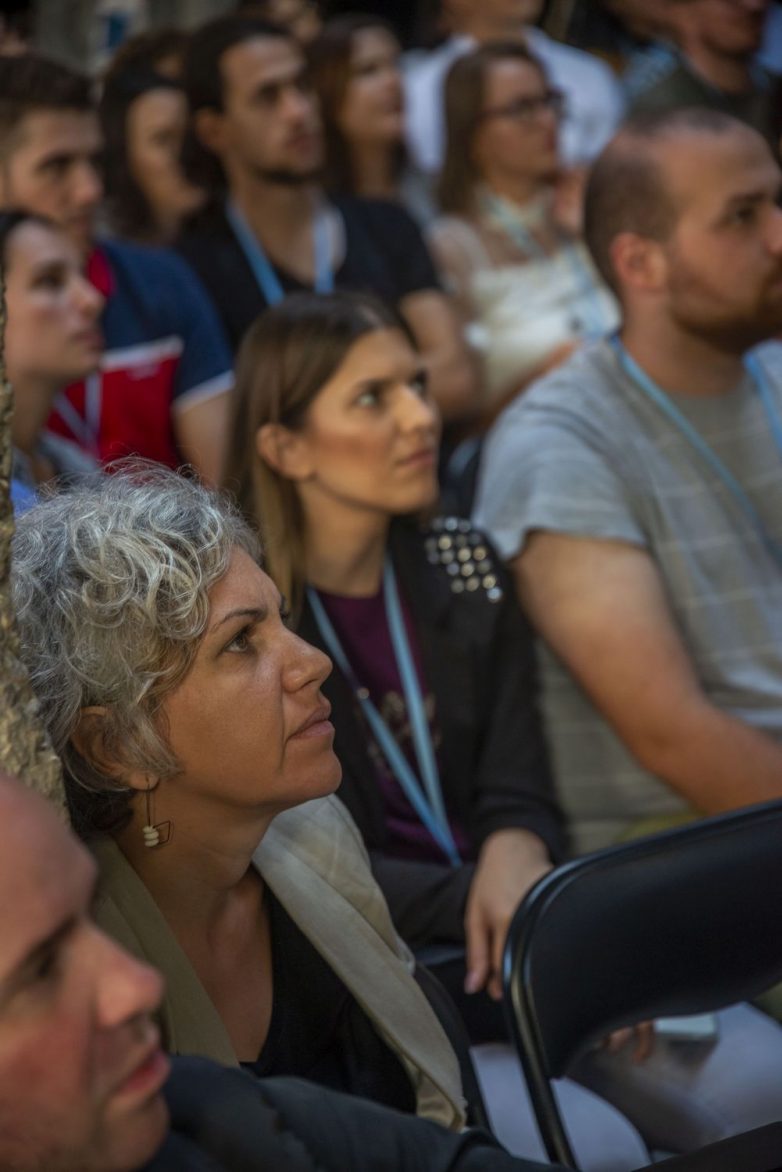 Publika je sa pažnjom pratila predavanja