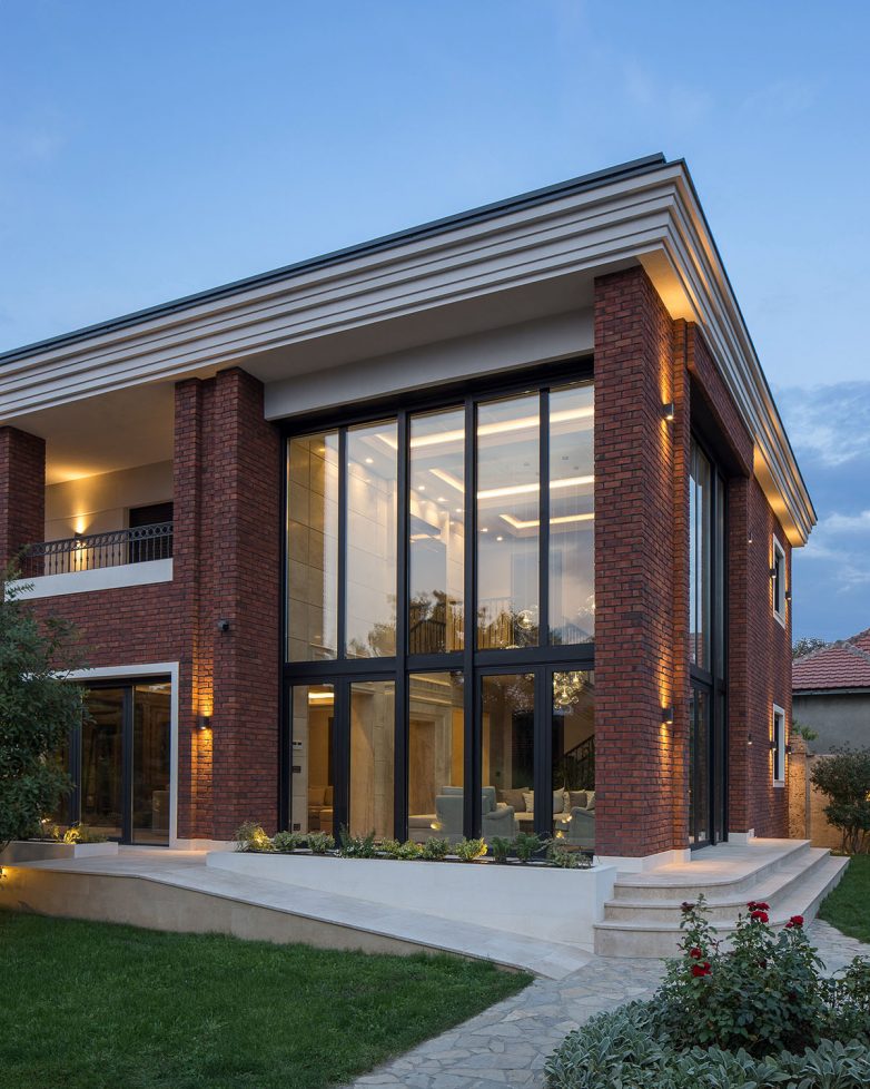 Na uglu objekta nalazi se zimska bašta; Foto: Relja Ivanić