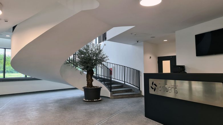 Ulaza u zgradu Instituta; Foto: Gradnja.rs