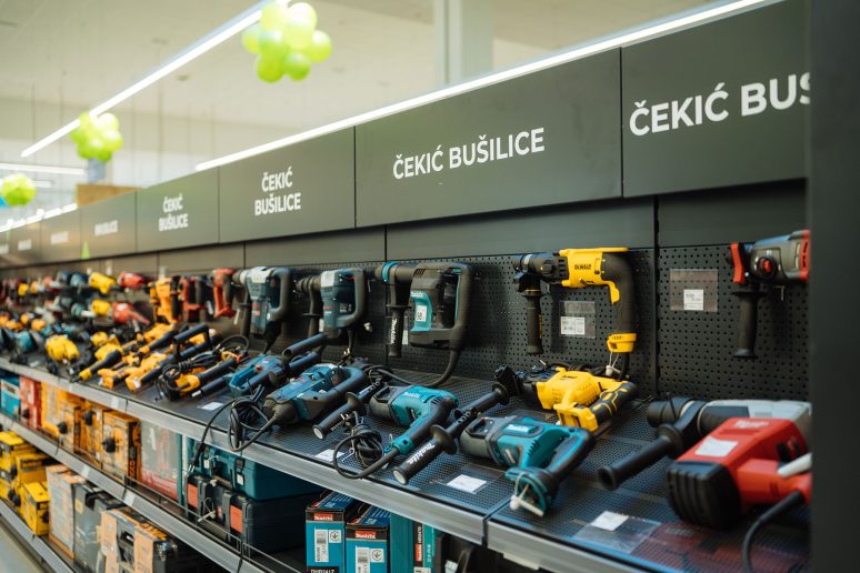 Više od 25.000 artikala zadovoljiće sve vaše potrebe; Foto: Maxidom.rs