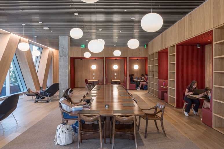 Foto: Laurian Ghinitolu